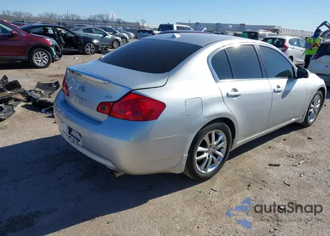 2008 Infiniti G35 Journey from USA, damaged, VIN JNKBV61E08M206641